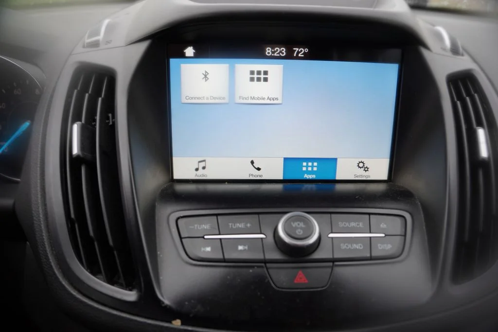 Used 2018 Gray Ford SE image 5