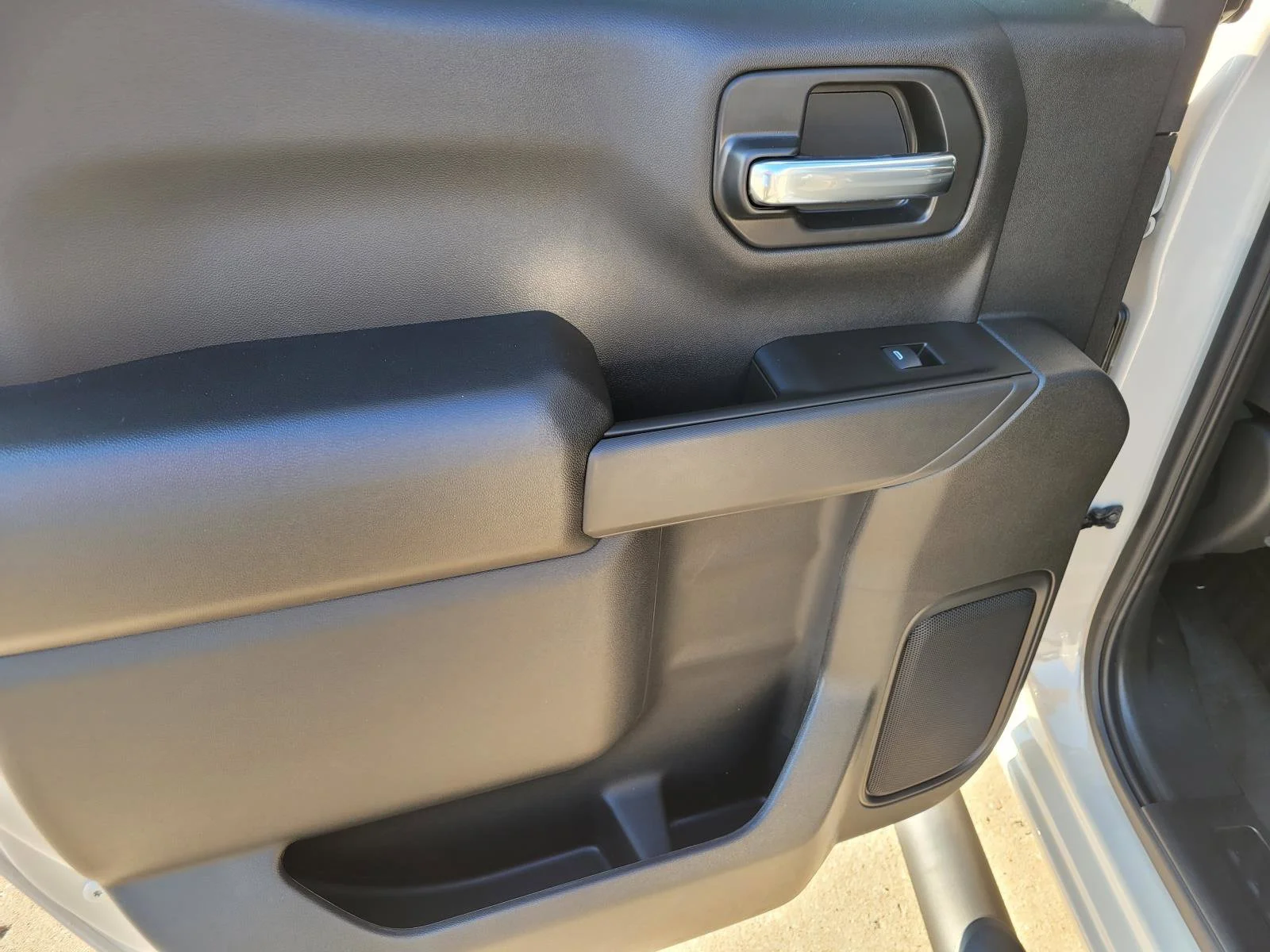 2026 Chevrolet Silverado 1500 Custom - Photo 7