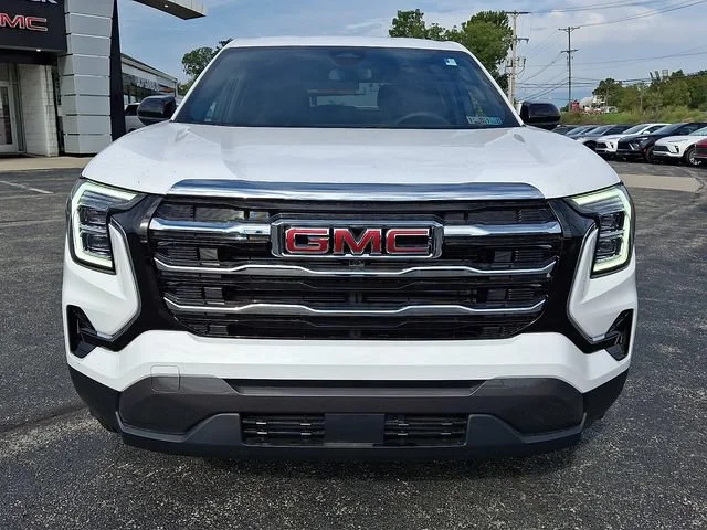 New 2027 Summit White GMC Elevation image 2