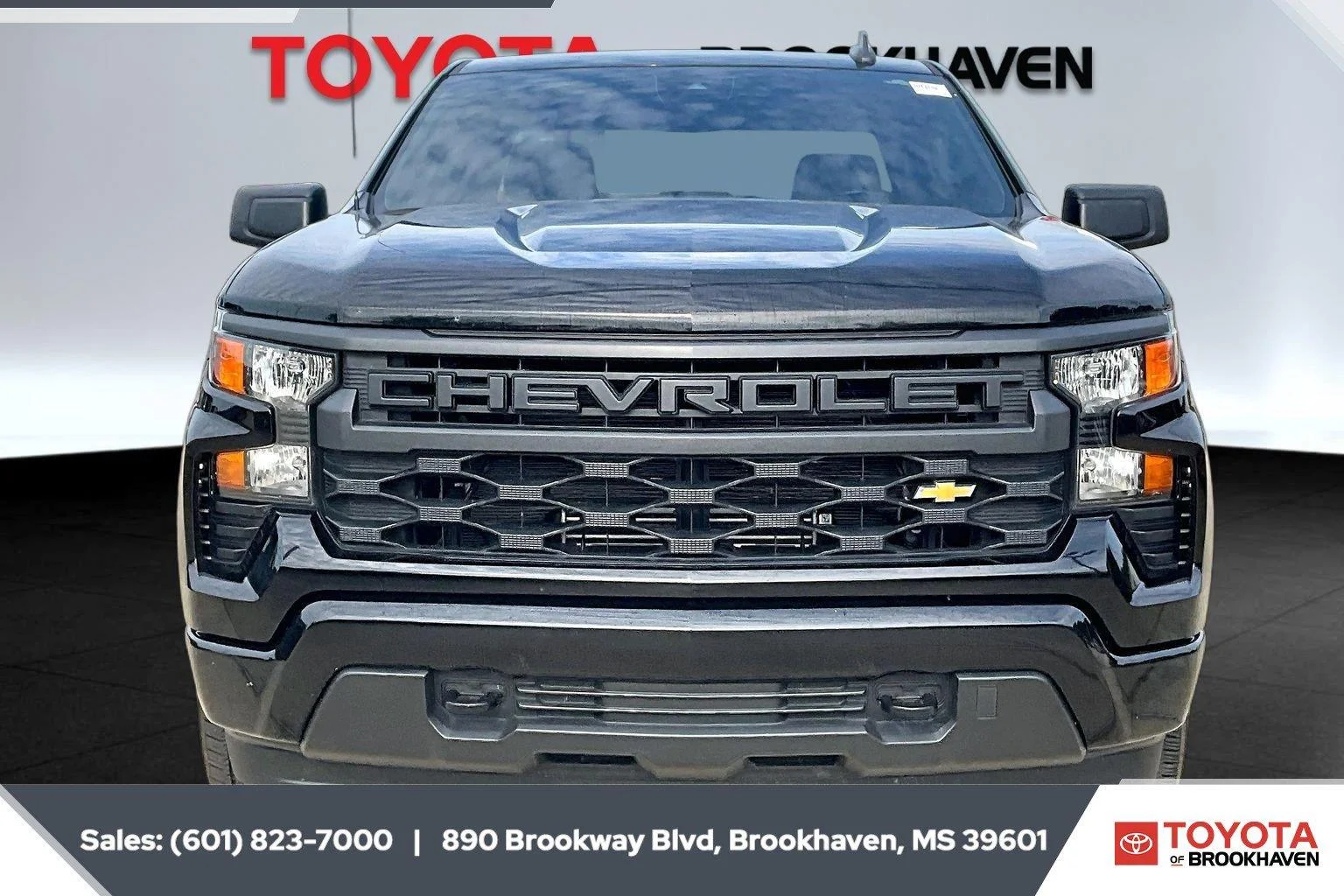 Used 2023 Black Chevrolet Custom image 3