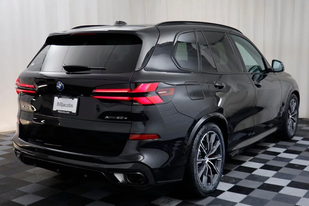 New 2026 Black BMW xDrive50e image 18