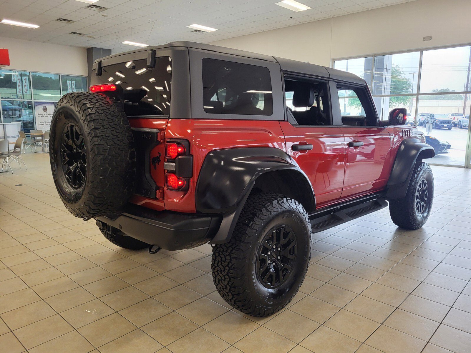 Used 2023 Red Ford Raptor image 2