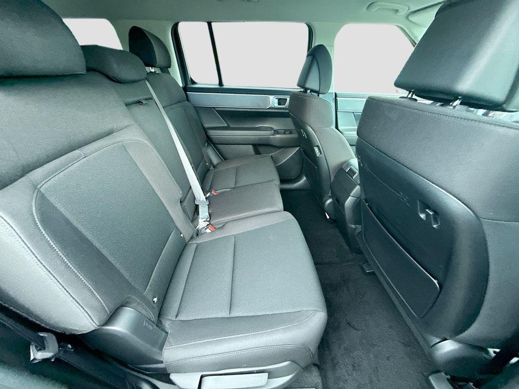 New 2026 Phantom Black Hyundai SE image 19