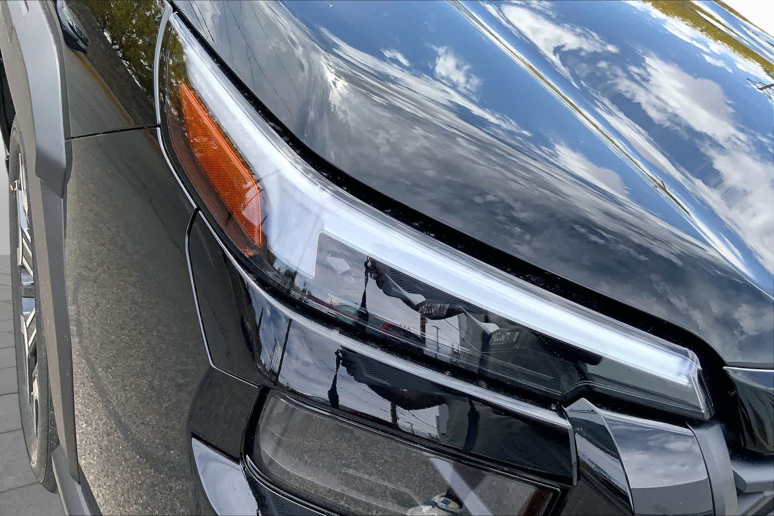 New 2026 CRYSTAL BLACK SILICA Subaru Touring XT image 13