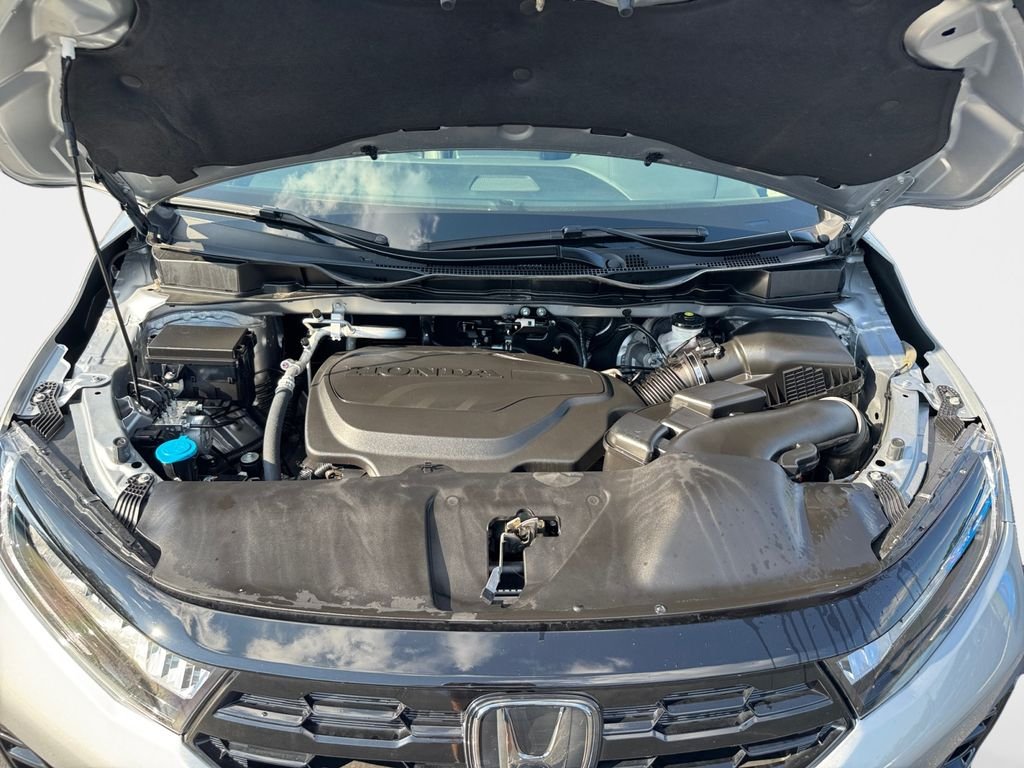 2025 Honda Odyssey Elite - Photo 24