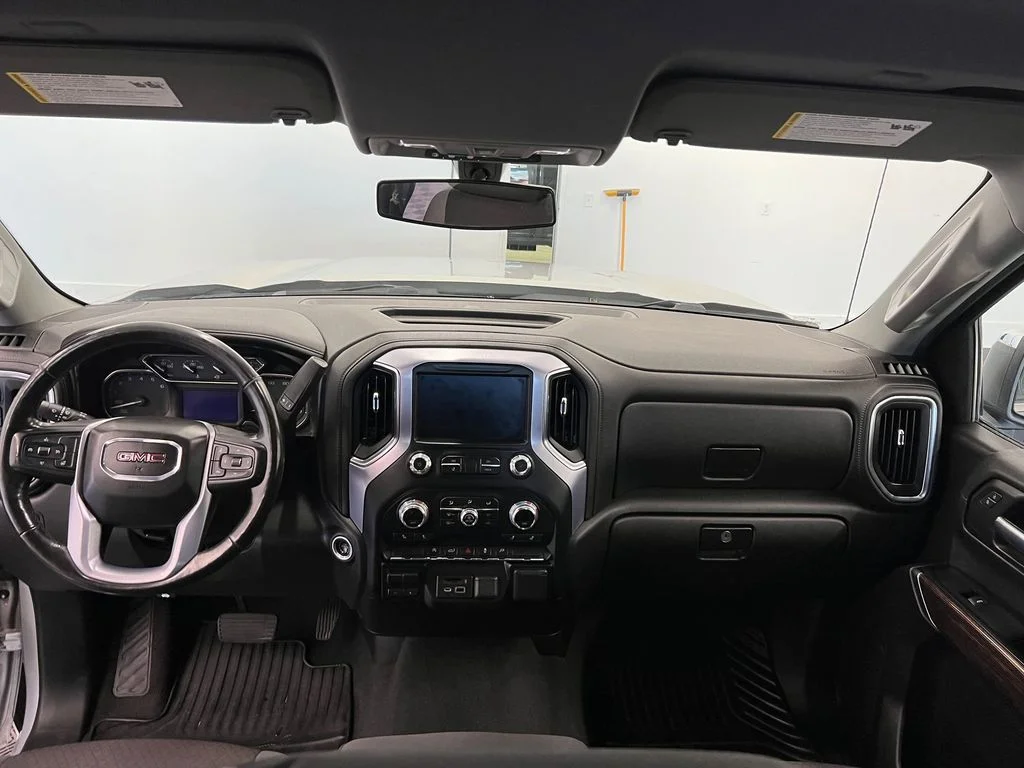 Used 2019 Quicksilver Metallic GMC SLE image 12