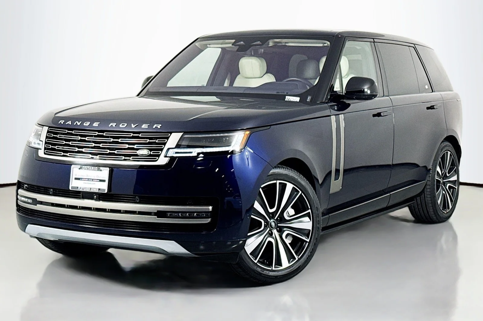 2023 Land Rover Range Rover 4.4 SE LWB 7's photo