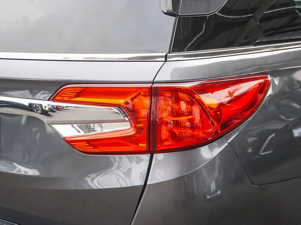 Used 2018 Gray Honda EX-L image 8