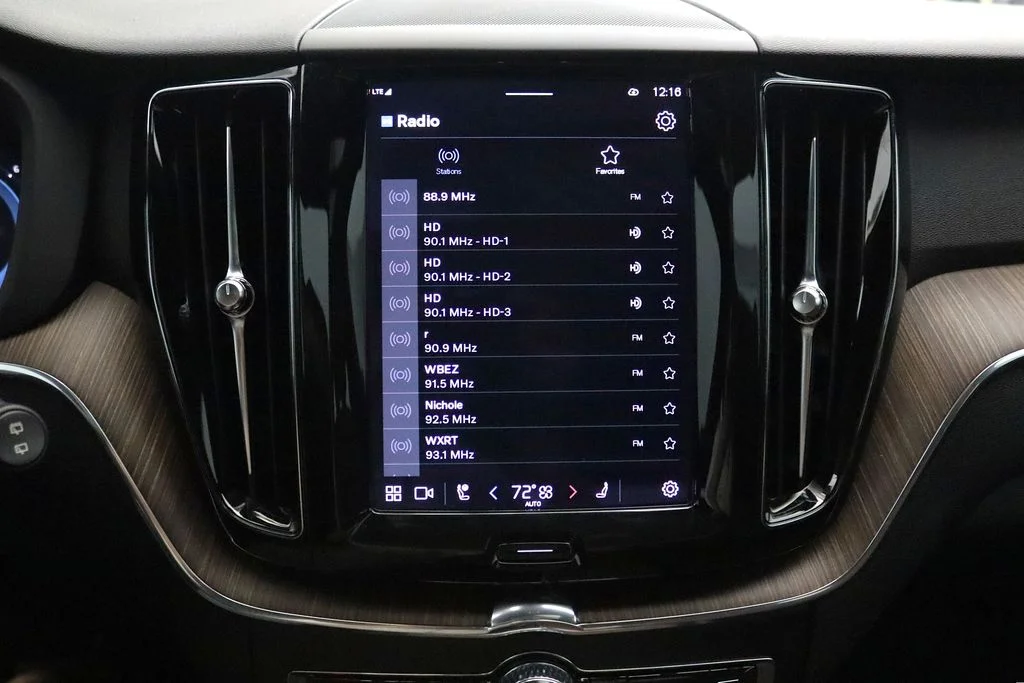 2022 Volvo XC60 Momentum - Photo 23
