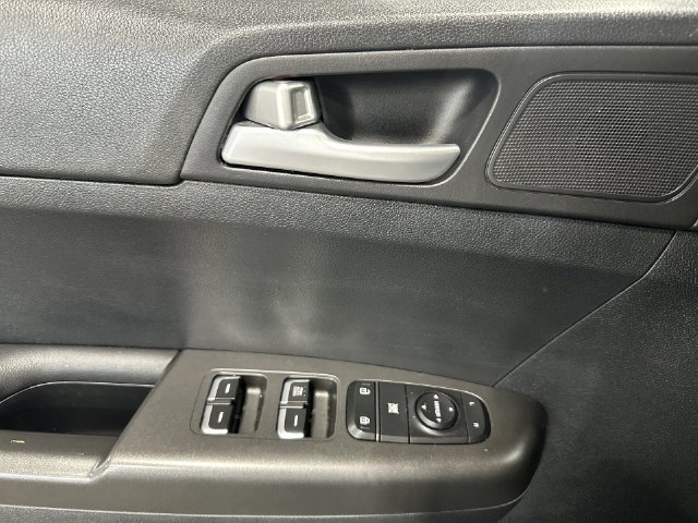 Certified Used 2021 Steel Gray Kia LX image 19