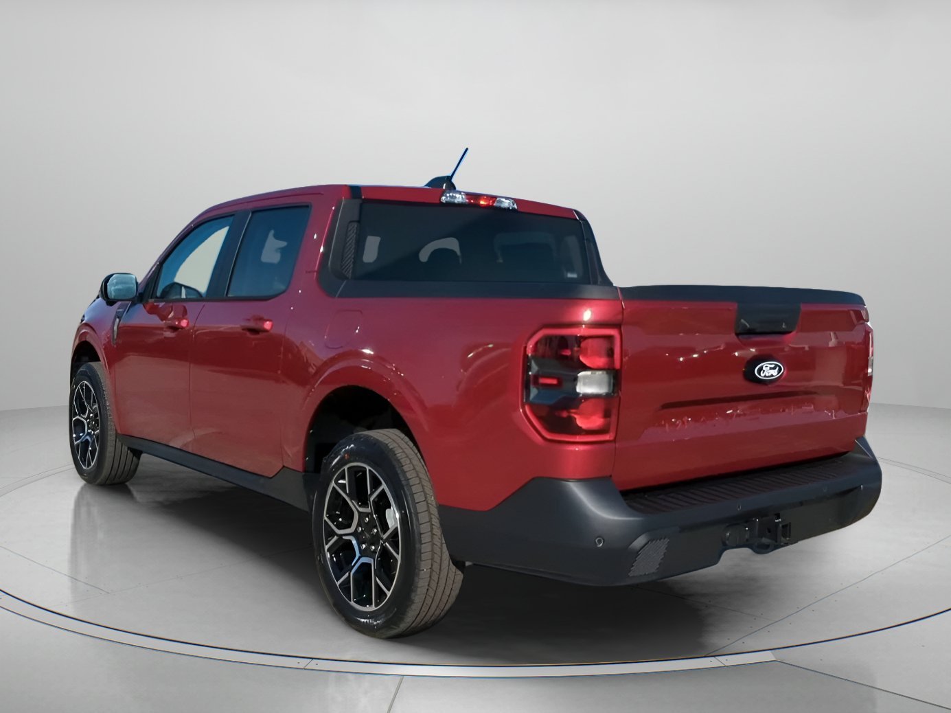 New 2026 Ruby Red Metallic Tinted Clearcoat Ford Lariat® image 18
