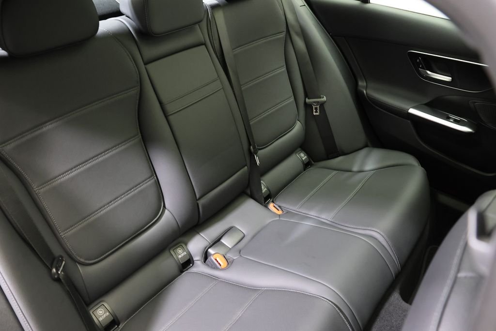 2026 Mercedes-Benz C-Class Sedan C 300 - Photo 55