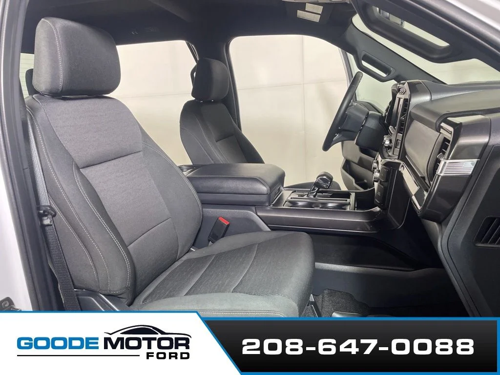 Certified Used 2023 Oxford White Ford XLT image 22