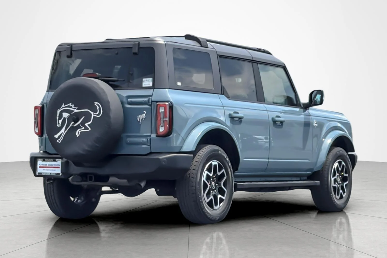 Used 2023 LIGHT BLUE Ford Outer Banks image 5