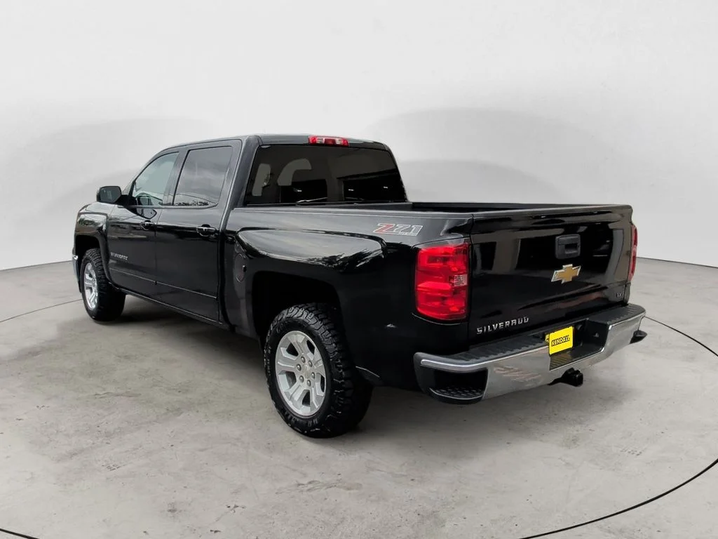 Used 2015 Black Chevrolet LT image 3