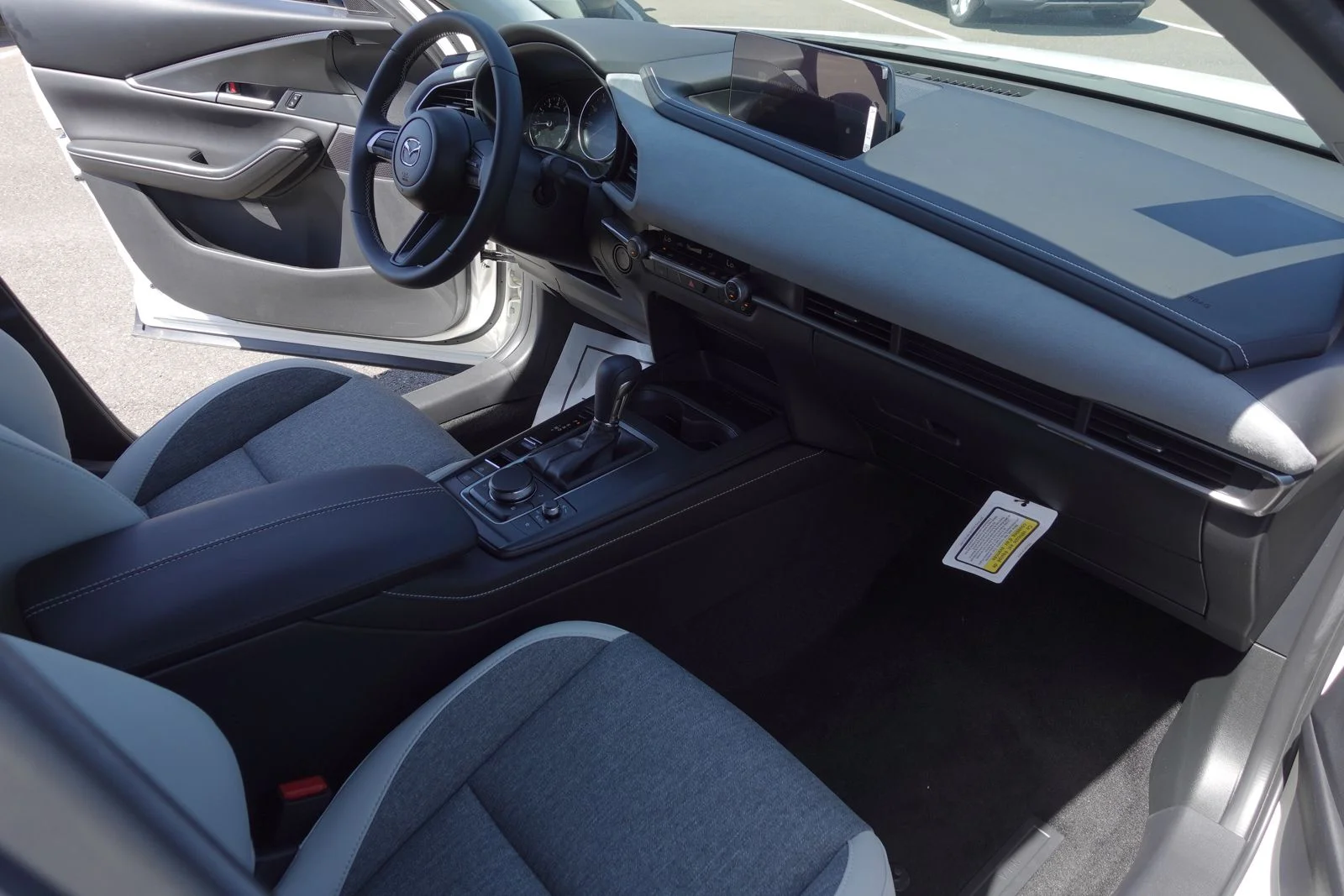 2026 Mazda CX-30 Aire Edition - Photo 12