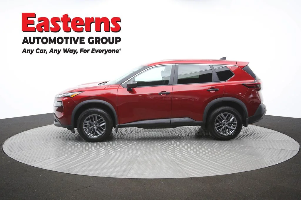 Used 2023 Red Nissan S image 58