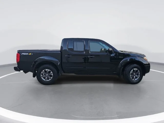 Used 2018 Black Nissan PRO-4X image 2