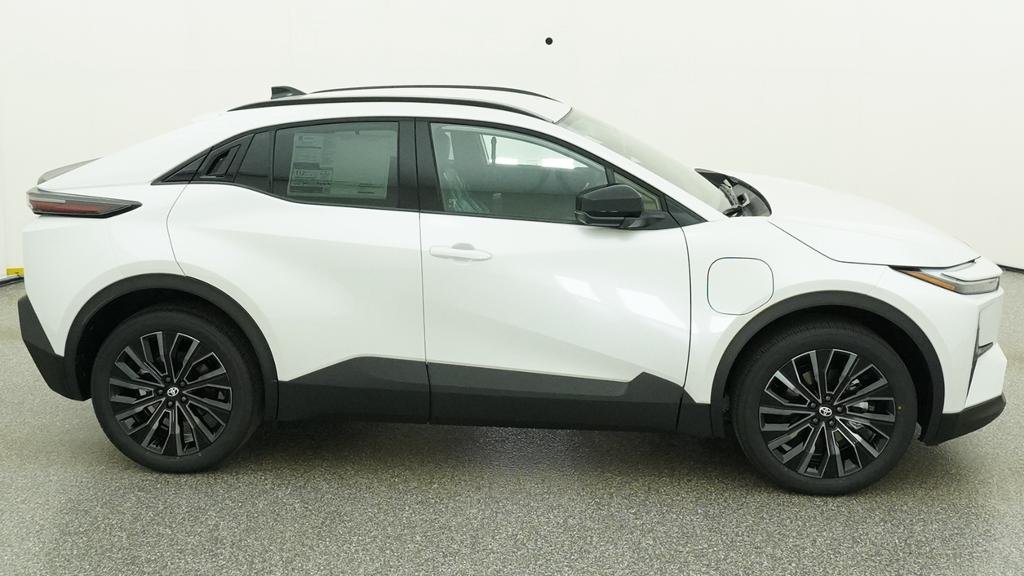 New 2026 Wind Chill Pearl Toyota XSE image 14