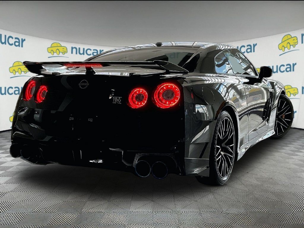 Used 2024 Black Nissan Premium image 6