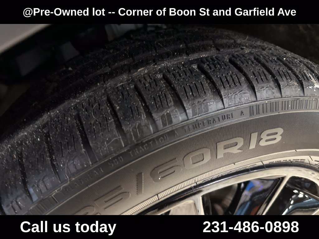 Used 2015 White Jeep Limited image 12