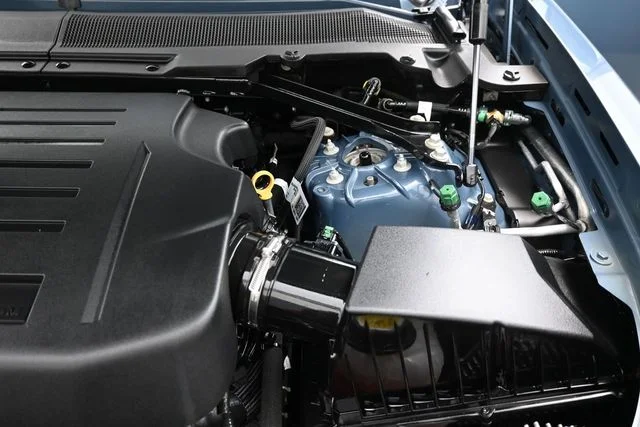 Used 2025 Blue Land Rover S image 28
