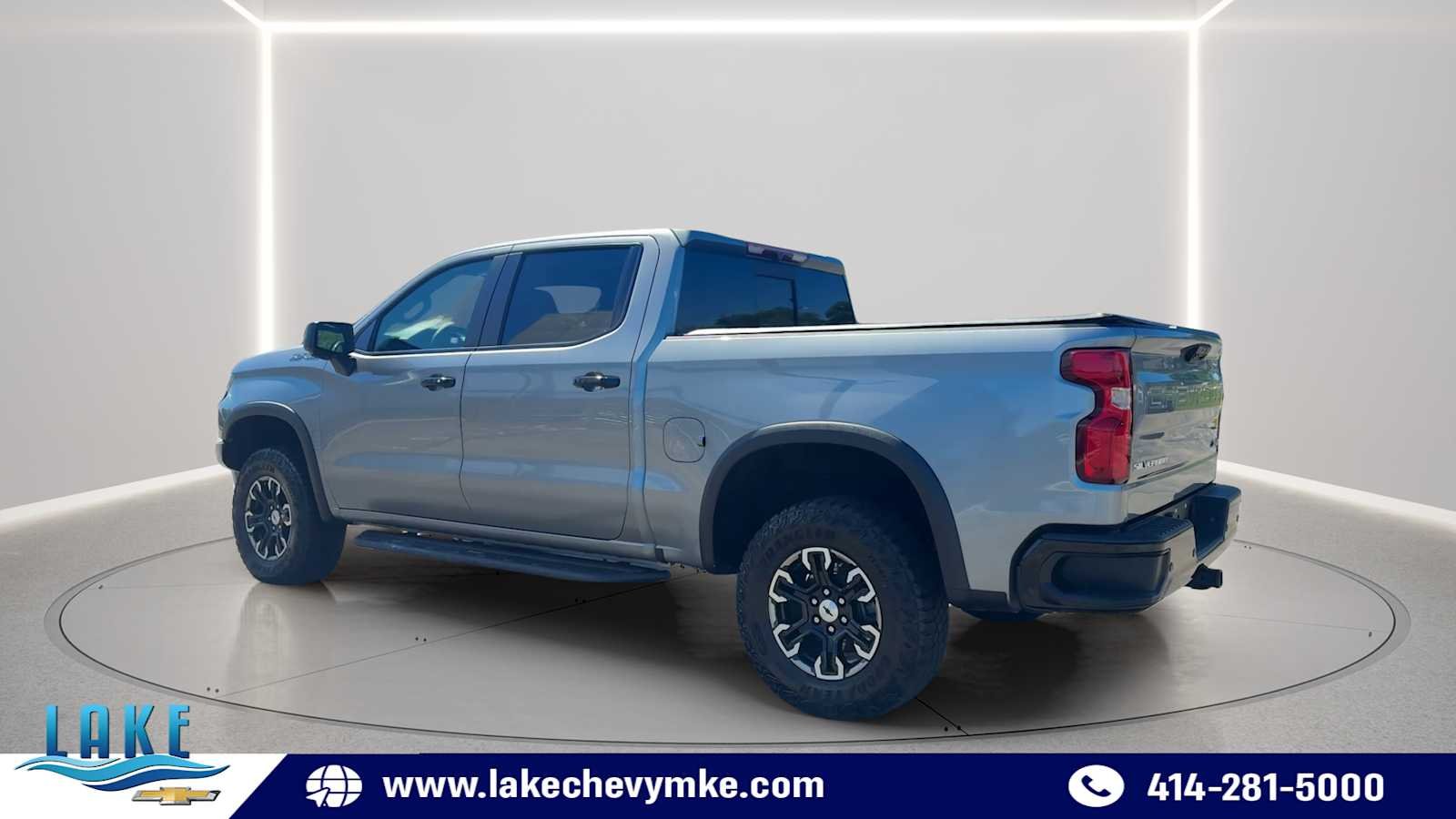 2023 Chevrolet Silverado 1500 ZR2 - Photo 10