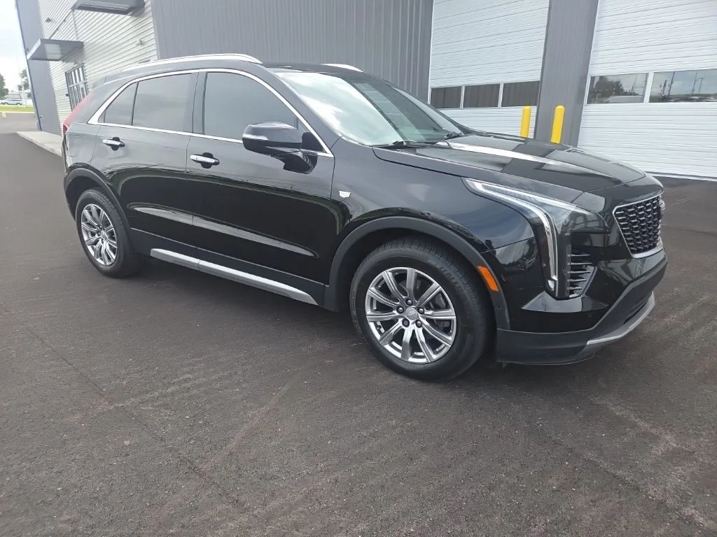 Used 2019 Black Cadillac Premium Luxury image 15