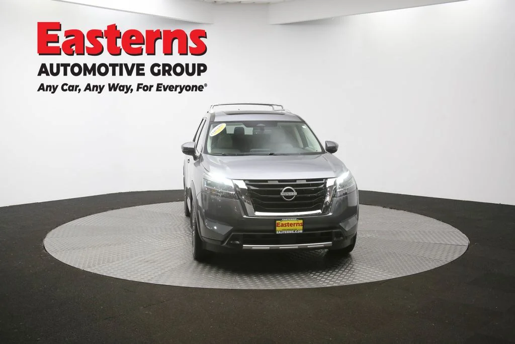 Used 2023 Gray Nissan SL image 52