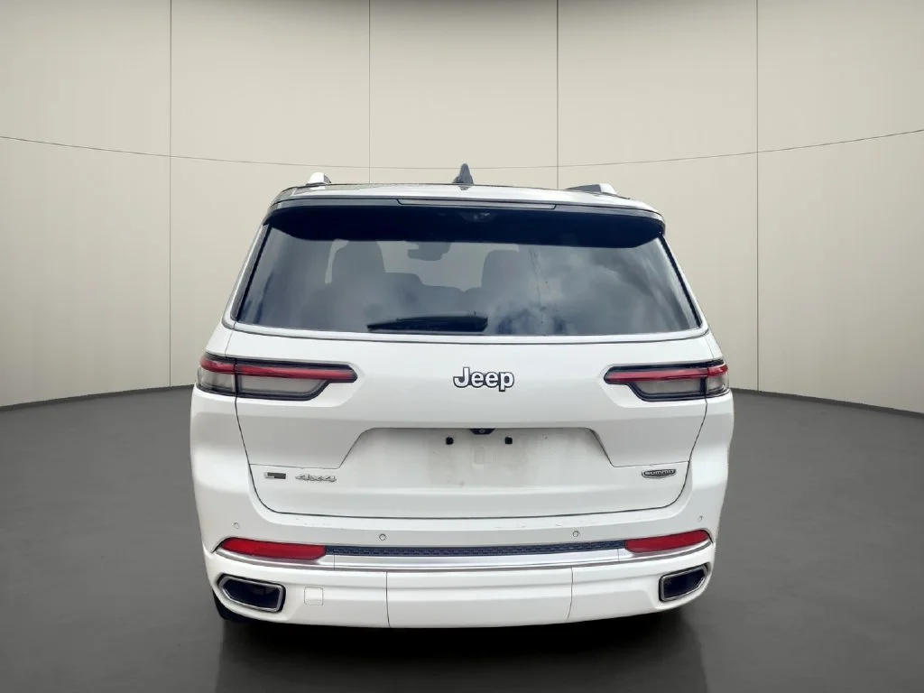 Used 2021 White Jeep Summit image 6