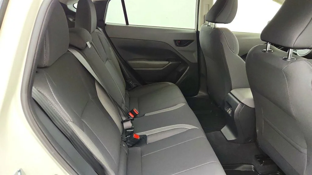 Used 2025 Crystal White Pearl Subaru Premium AWD w/ Power Moonroof & Power Driver Seat image 21