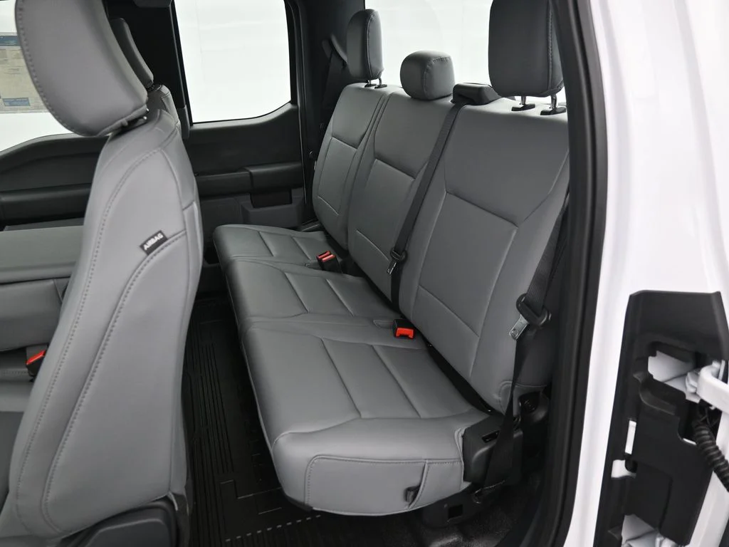 New 2026 Oxford White Ford XL image 21