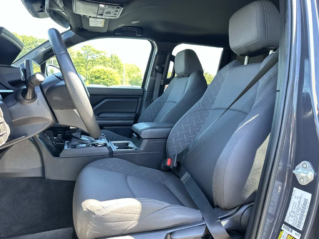 Certified Used 2024  Toyota SR5 image 23