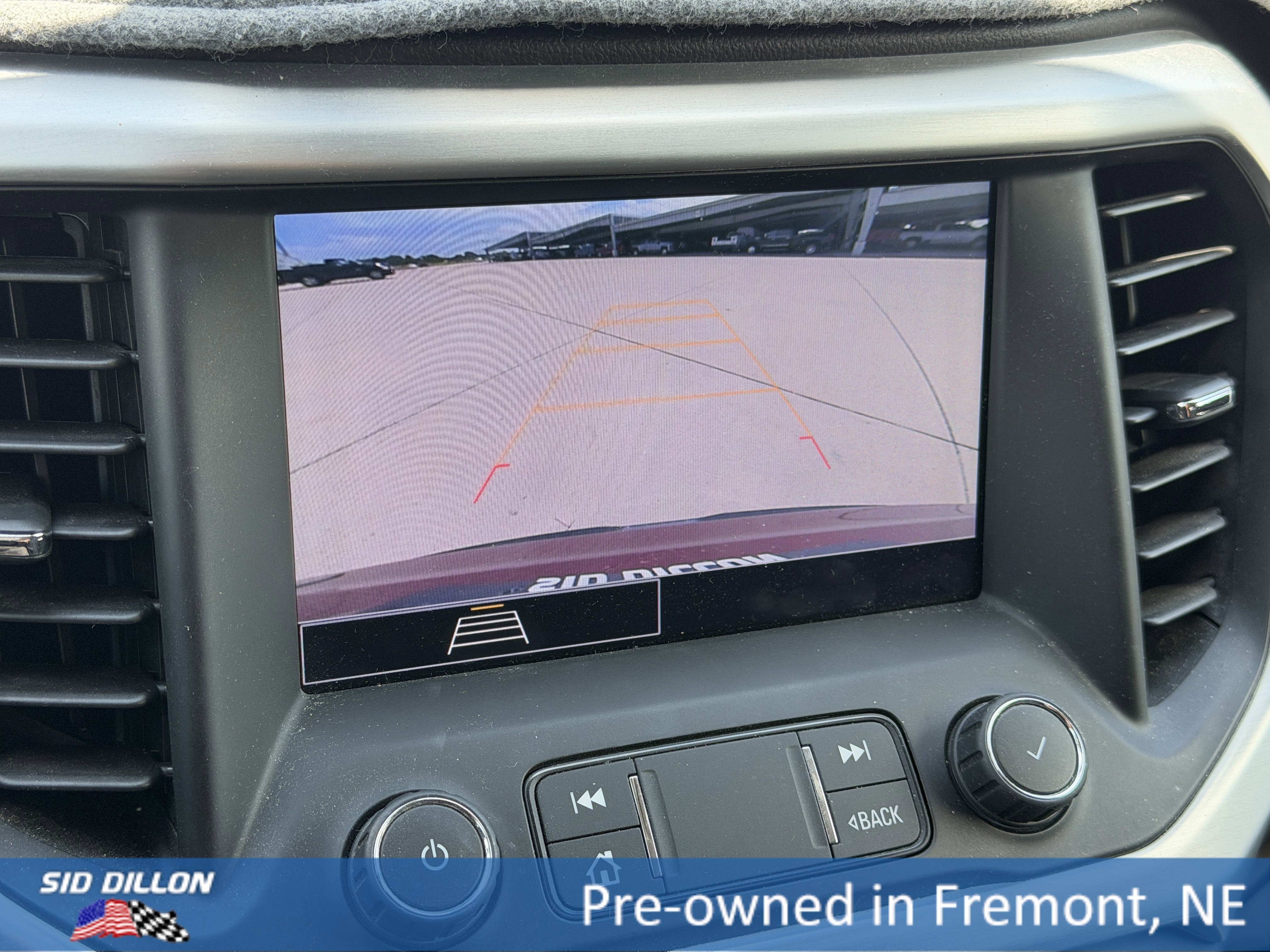 Used 2020 Red Quartz Tintcoat GMC SLE image 10