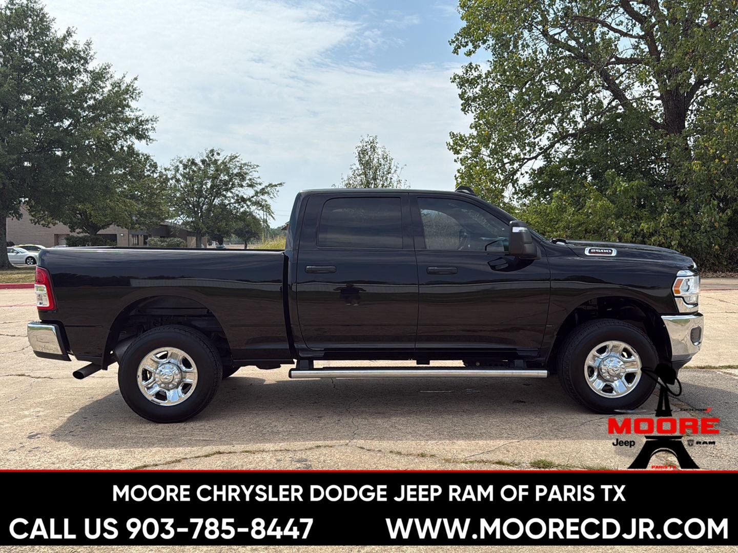 Used 2023 Diamond Black Crystal Pearlcoat Ram Tradesman image 8