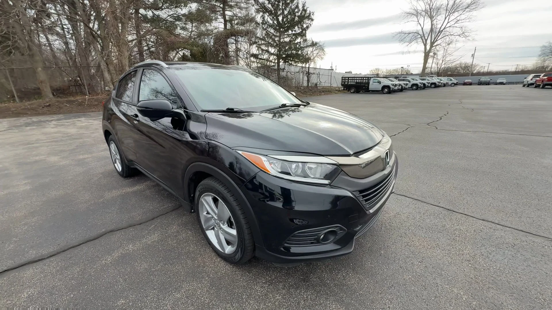 Used 2019 Honda HR-V EX with VIN 3CZRU5H56KM726108 for sale in Painesville, OH