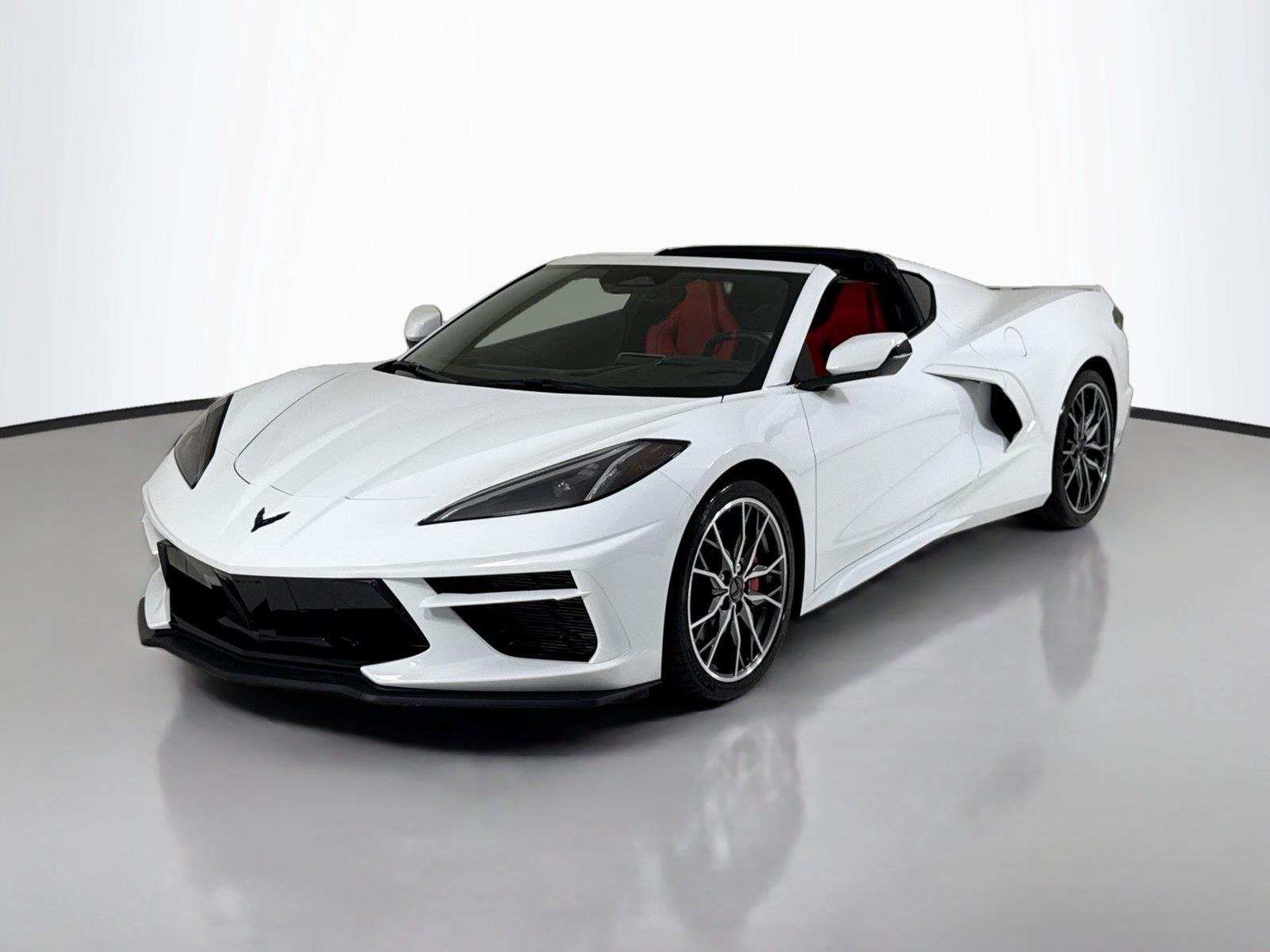 Used 2026 Arctic White Chevrolet 1LT | Performance Exhaust | Paint Matched Accents image 10