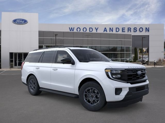 New 2026 Star White Metallic Tri-Coat Ford Active image 7