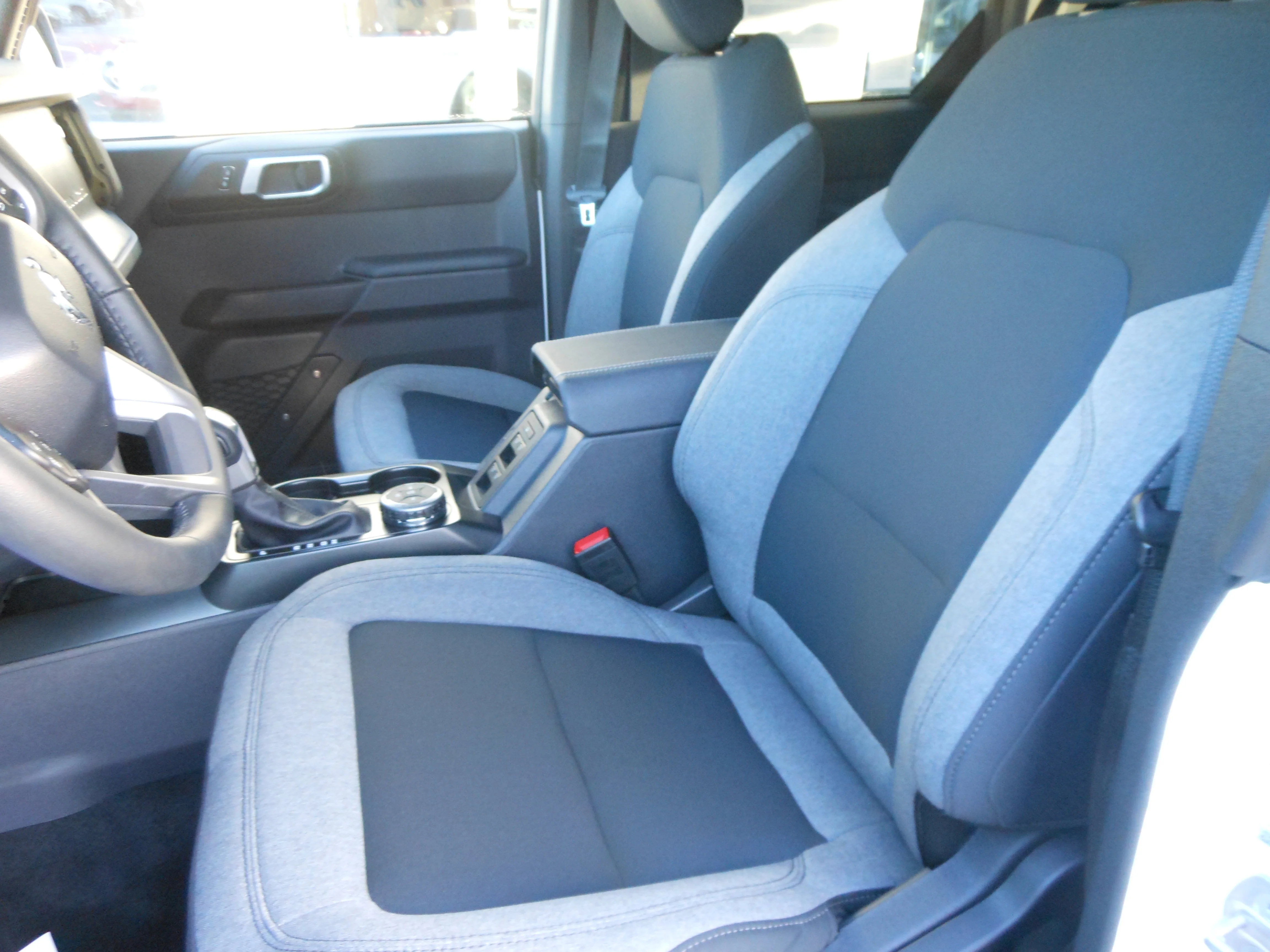 2025 Ford Bronco 4-Door Big Bend - Photo 9