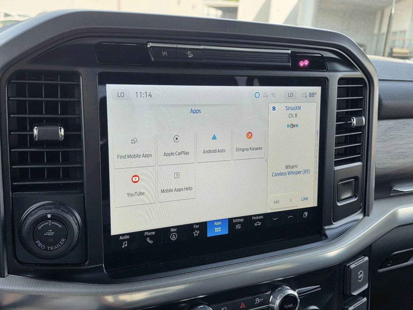 Used 2025 Carbonized Gray Ford LARIAT image 18