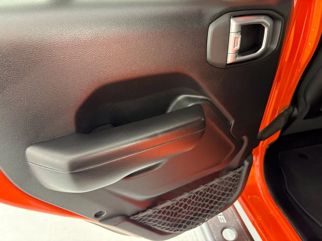 Used 2020 Orange Jeep Rubicon image 26