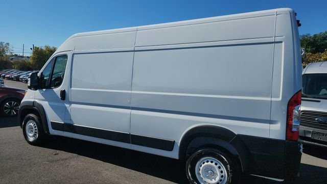 Used 2025 White Ram High Roof image 5