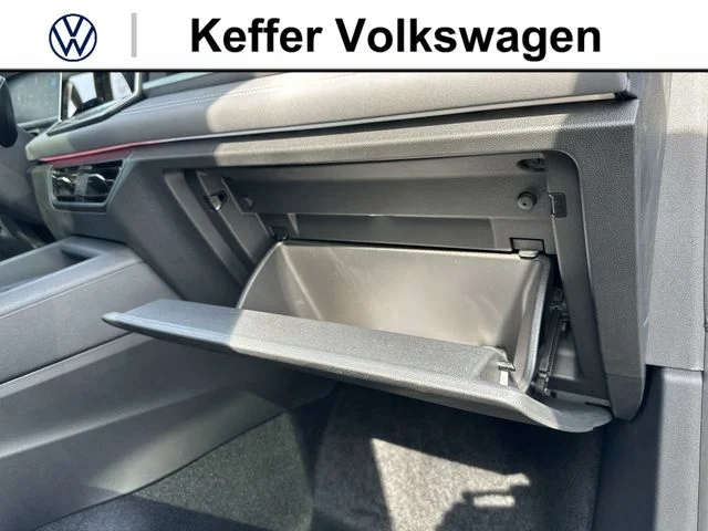 New 2026 Black Volkswagen 2.0T SE image 36