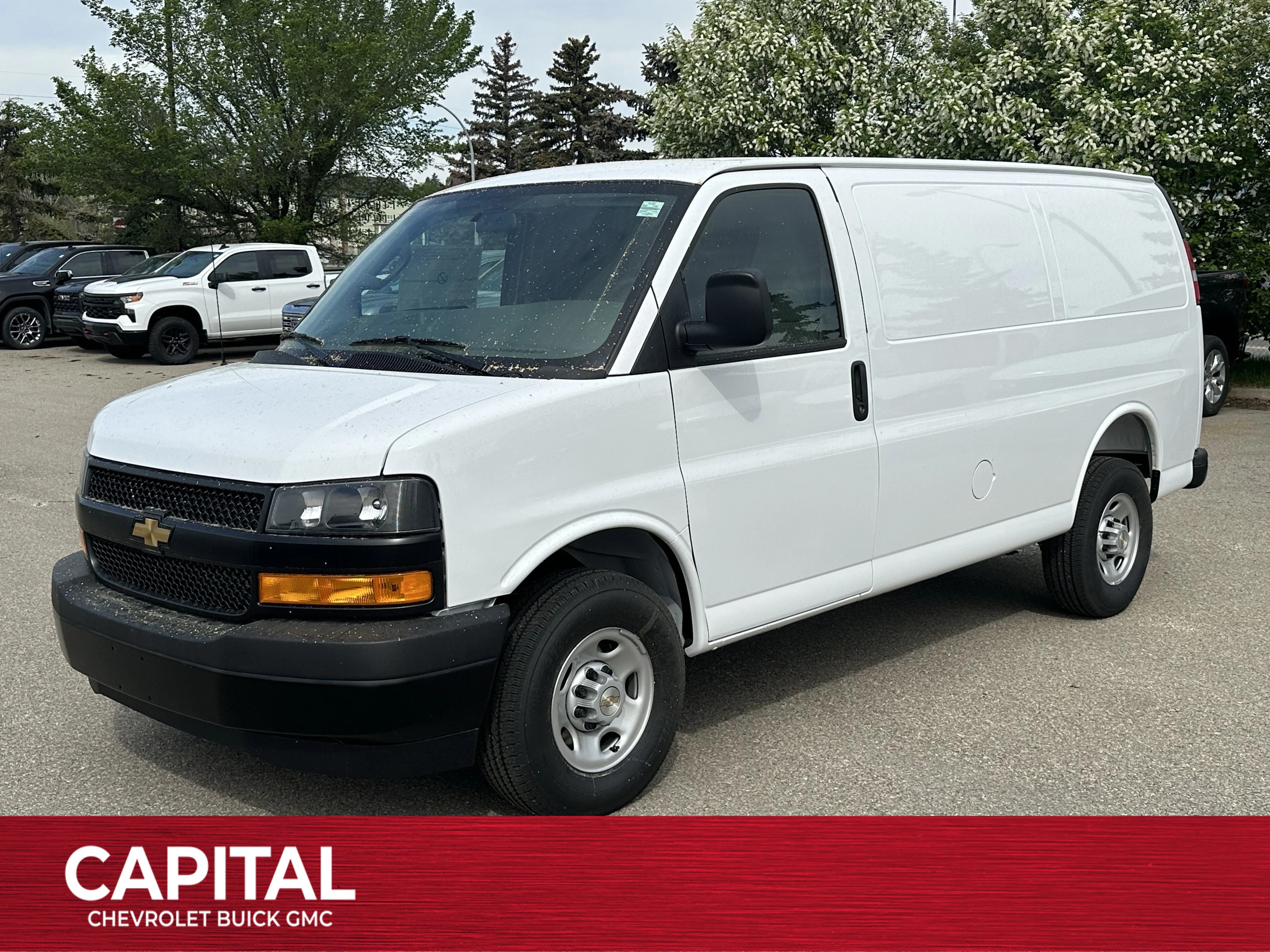 New 2026 Summit White Chevrolet RWD 3500 135 image 1