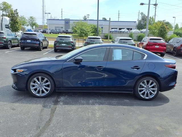 Used 2022 Blue Mazda Select image 21