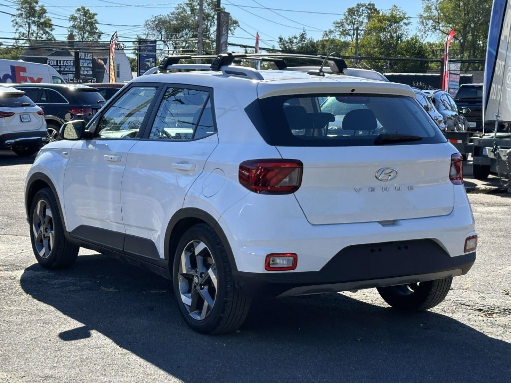 Certified Used 2024 Lunar White Hyundai SEL image 8