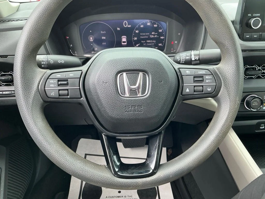 Used 2024  Honda LX image 43