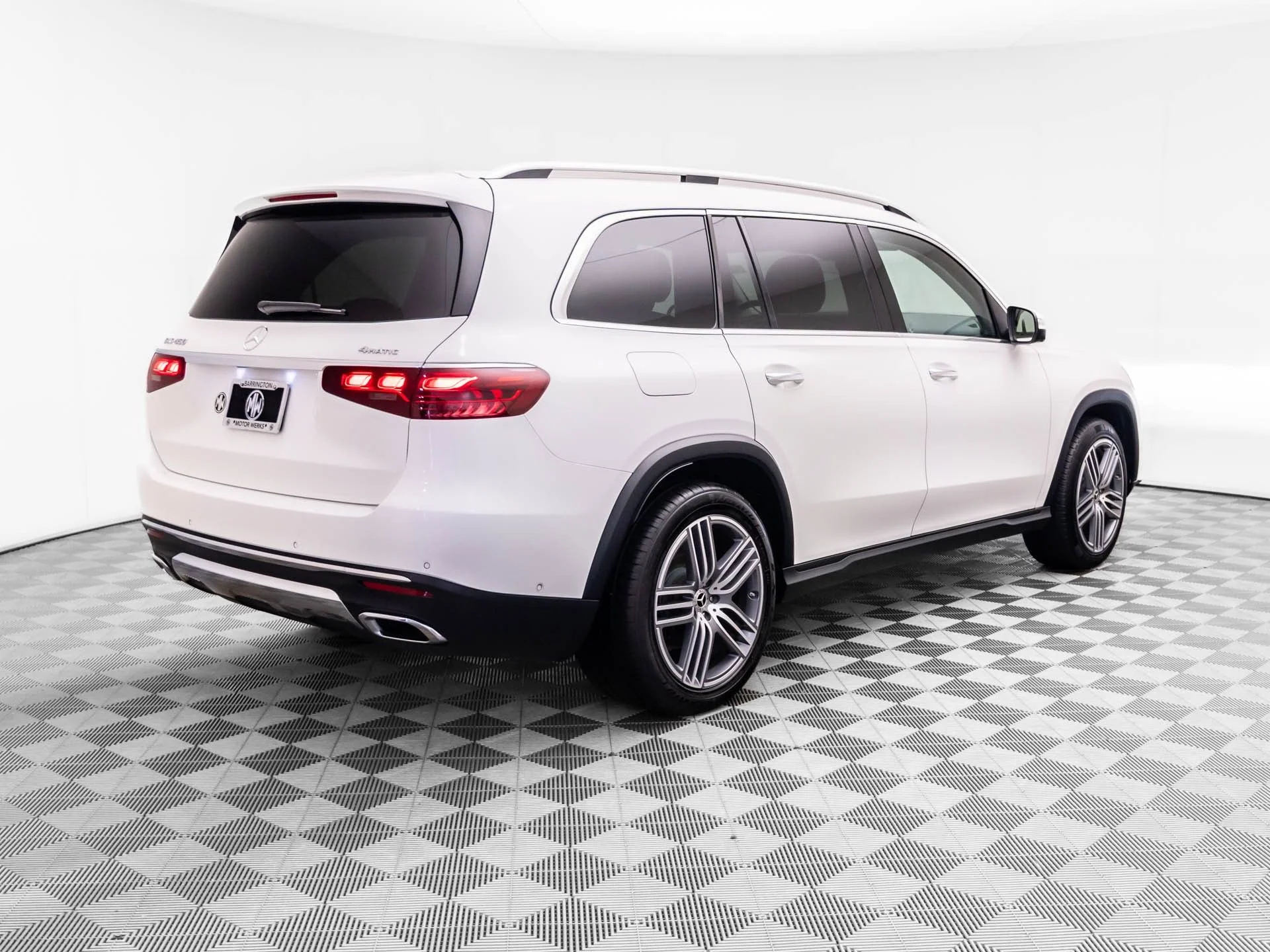Used 2024 White Mercedes-Benz GLS 450 image 5