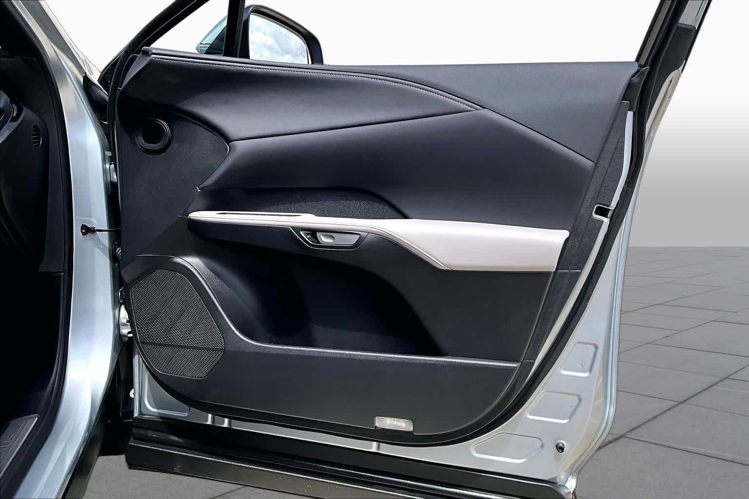 Used 2023 Iridium Lexus Premium image 21