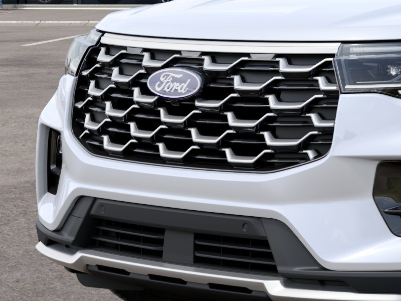 New 2027 Star White Metallic Tri-Coat Ford Platinum™ image 17